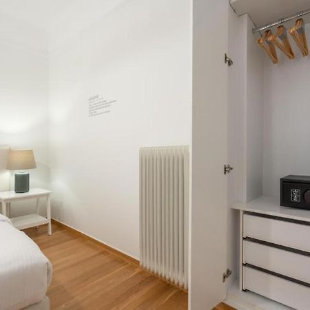 Vibrant Urban Getaway: Modern 1-Bedroom Near Bars, Parks, And Metro Athens Luaran gambar